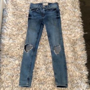 Free People Busted Knee High Rise Jeans Size 25